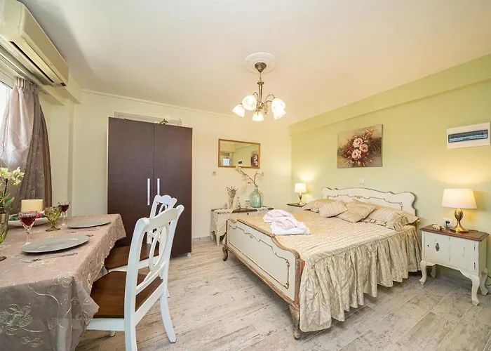 Διαμέρισμα Kyveli Superb Sea View In *